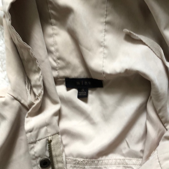 Jacket - Picture 3 of 4